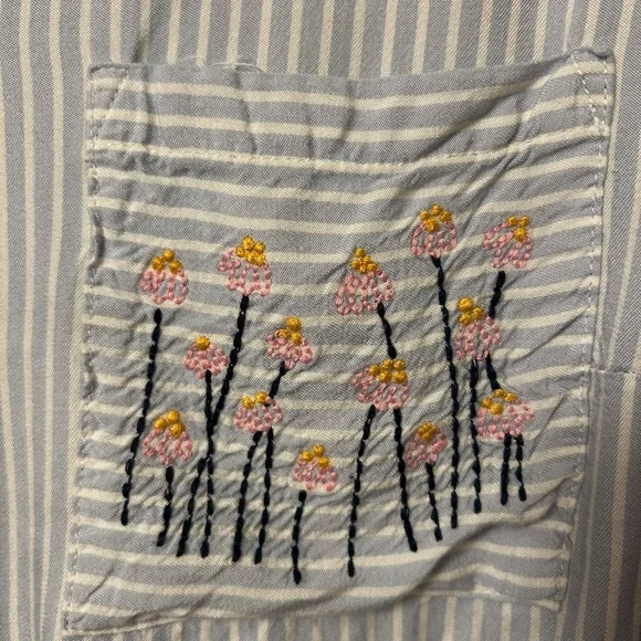 Torrid Lizzie Rayon Twill Embroidered Striped Button Up Long Sleeve Shirt M/L - Picture 5 of 11